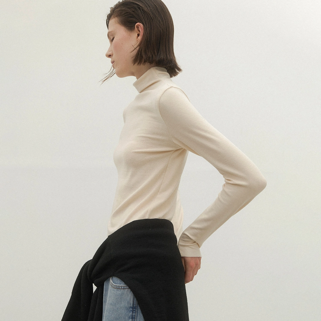 아뜰리에 나인 (Z-T-6935)ESSENTIAL SOFT DRAPE NECK TEE 상품 이미지 2