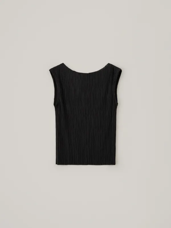 Pleats Sleeveless Top - Black