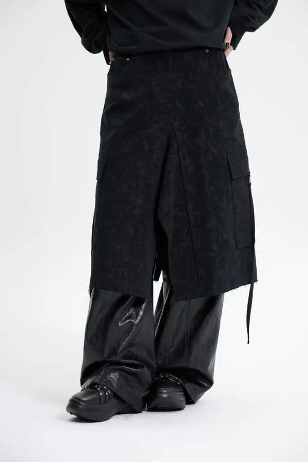 Camo Bermuda Cargo Skirt [ Black ]
