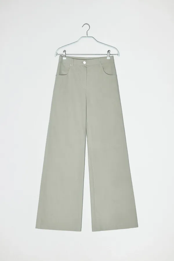 BACK LOGO SEMI BOOTCUT PANTS - BEIGE