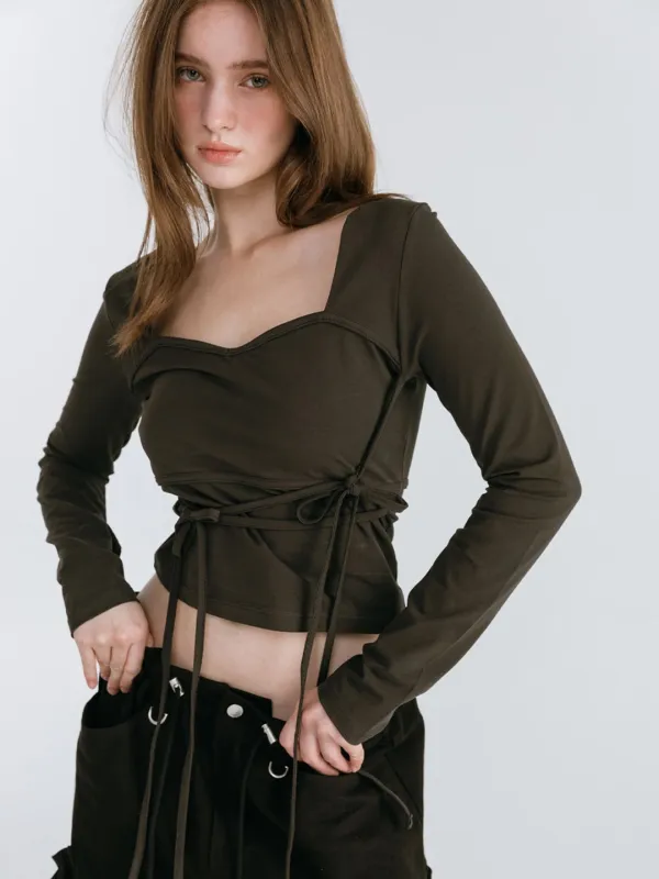 RIBBON HEART NECK T-SHIRT / CHARCOAL