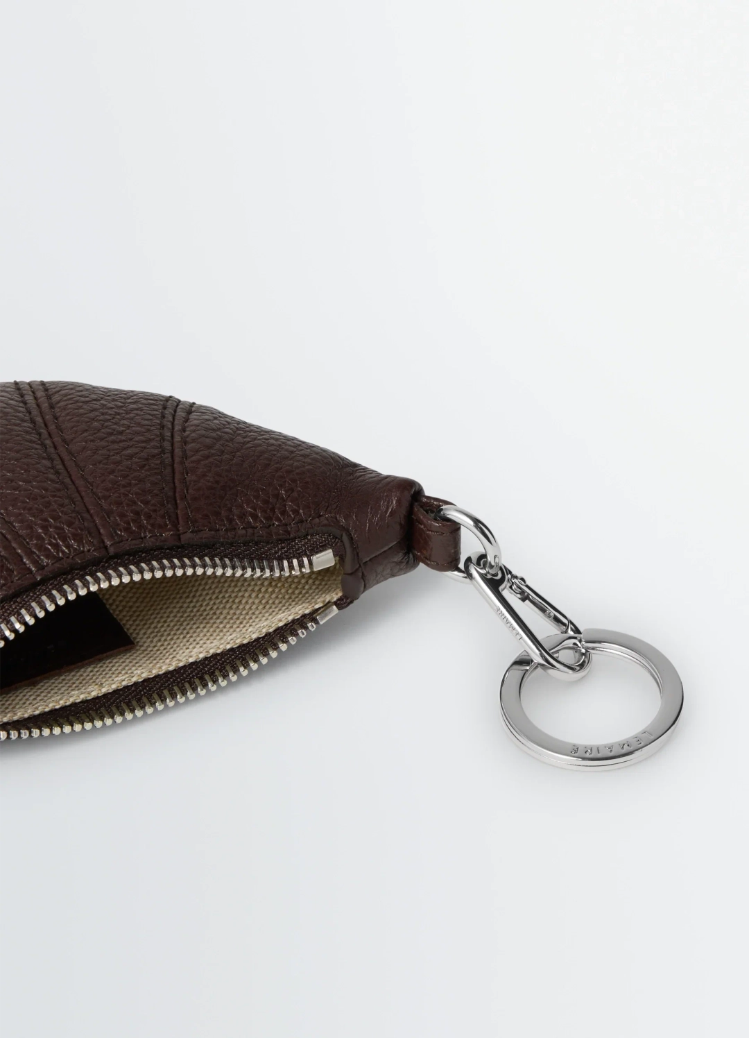 르메르 MINI CROISSANT KEYRING IN LEATHER 상품 이미지 2