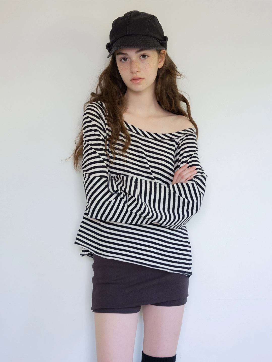 헤더먼트 vintage stripe off - shoulder tee (black) 상품 이미지 1