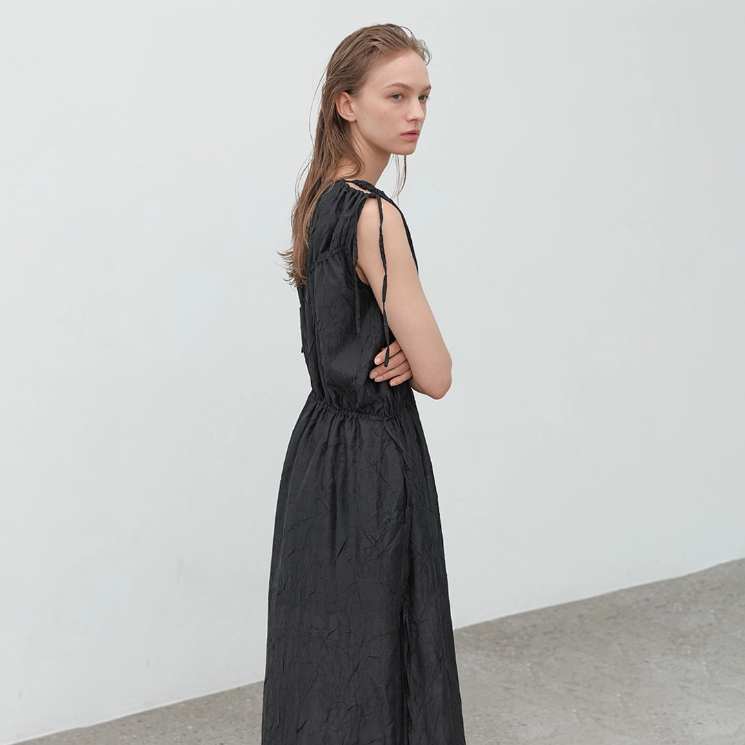 아뜰리에 나인 (OP-6279)DARIA CREASE SHIRRING DRESS 상품 이미지 1