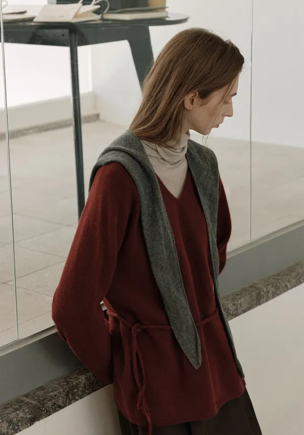 Labelle V-neck Knit