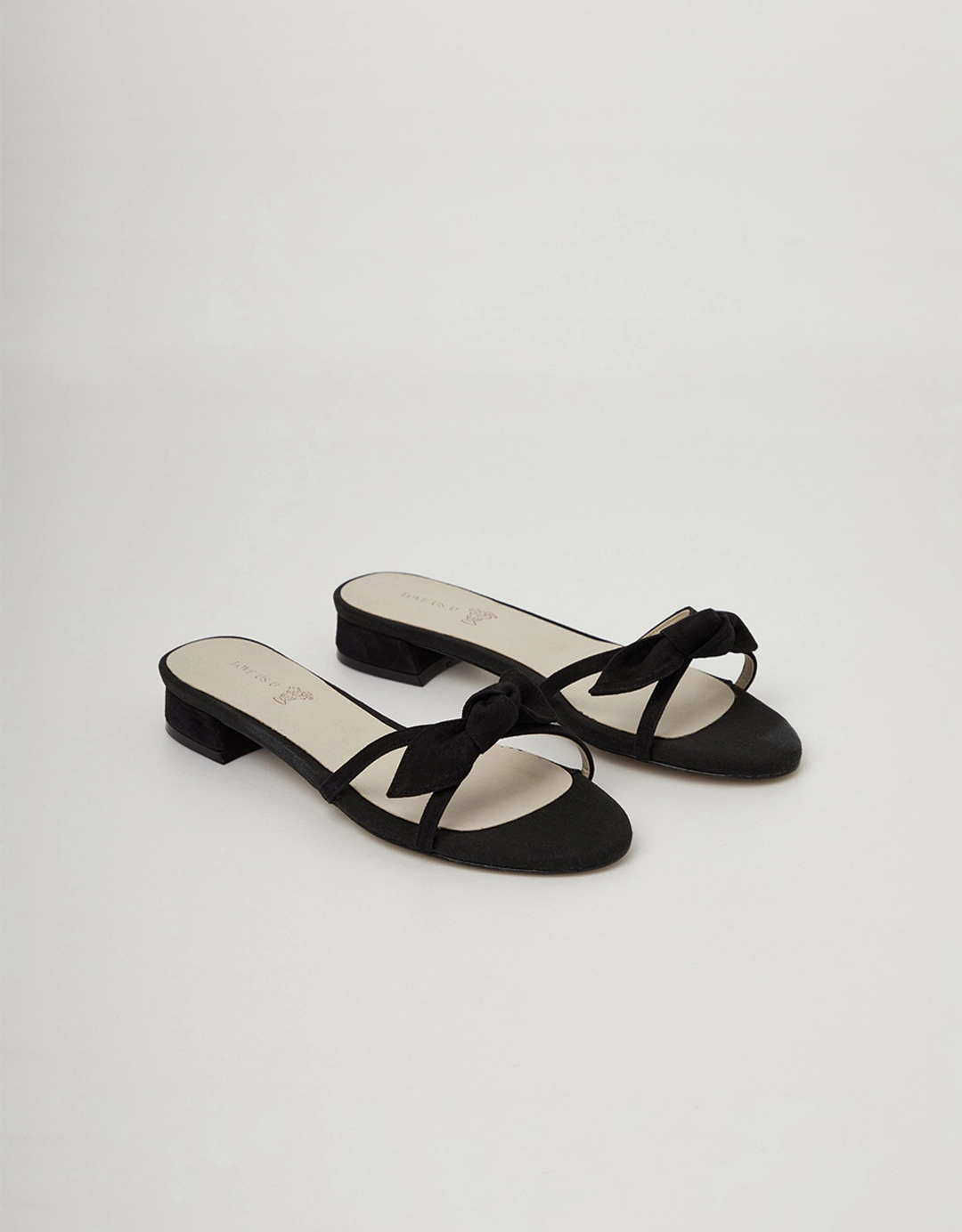 러브어스유 Claire Ribbon Sandal (Black) 상품 이미지 1