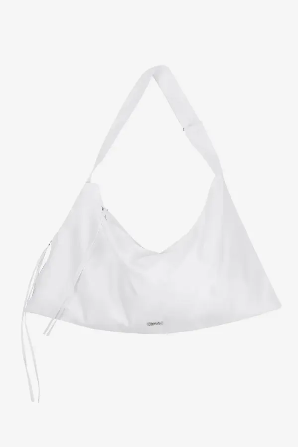 [Exclusive] Shoulder String Big Bag _ White