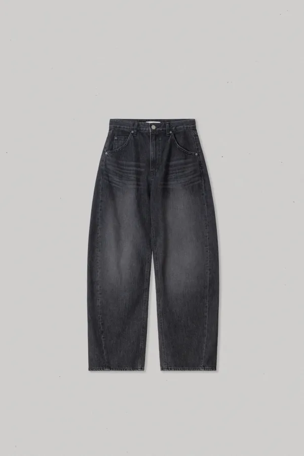 33943_Washed Black Curved-leg Jeans [DYSEDEND]