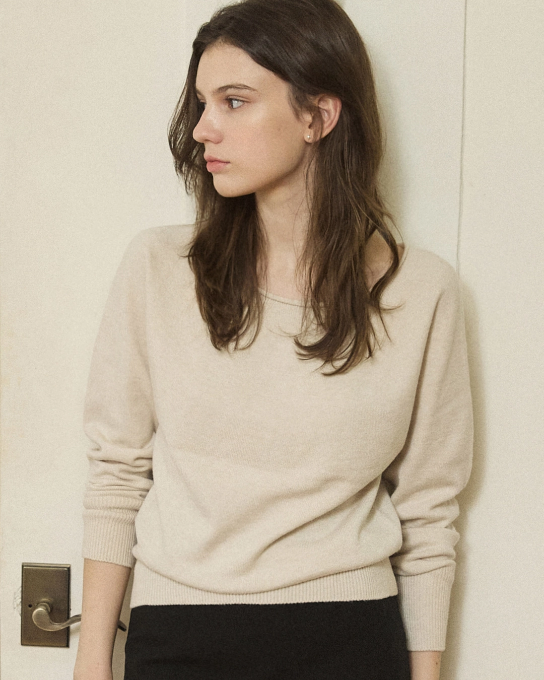 어다울 Holgarment soft boat neck knit - oatmeal 상품 이미지 2