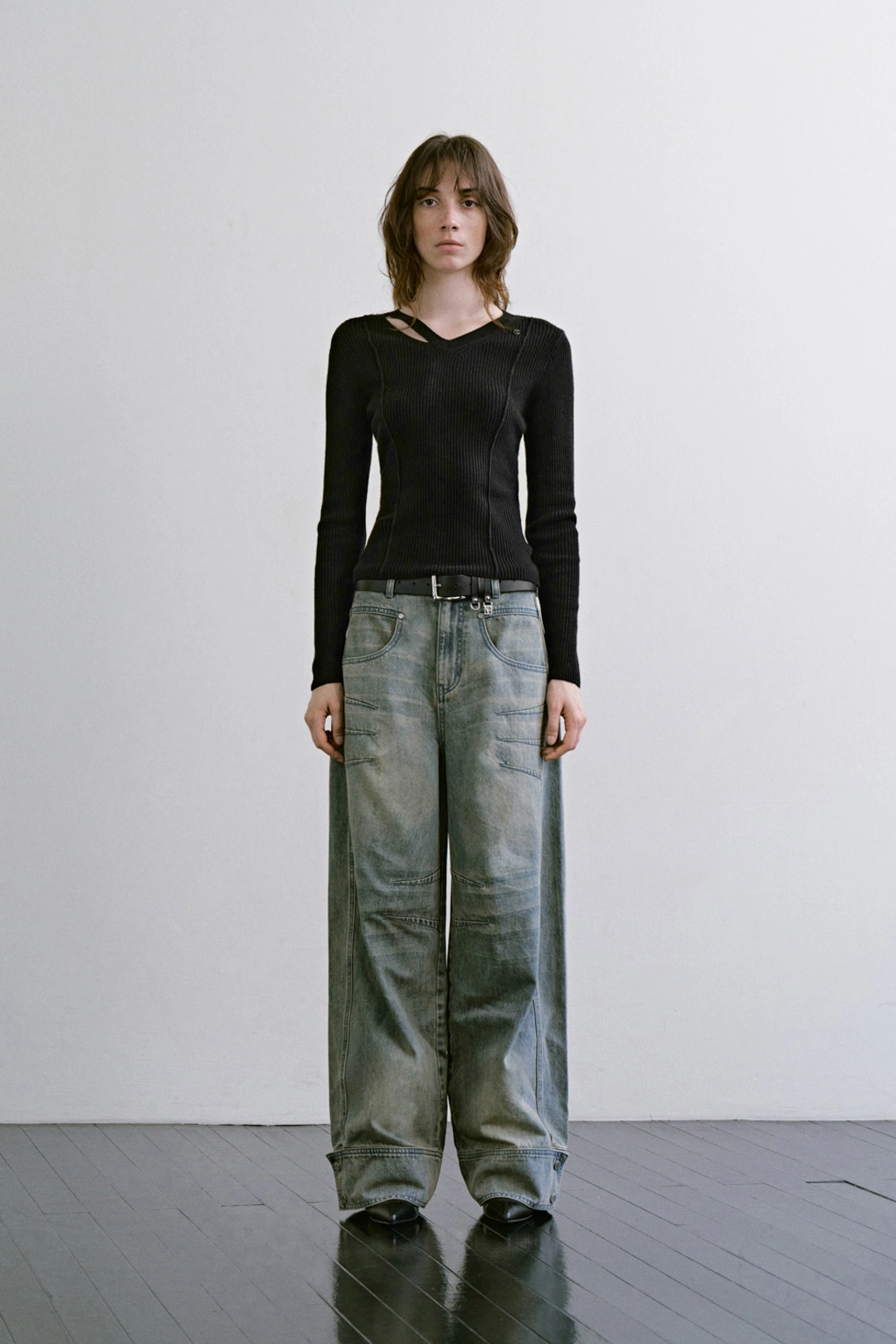 트리밍버드 Back Slit Knit Pullover [ Black ] 상품 이미지 2