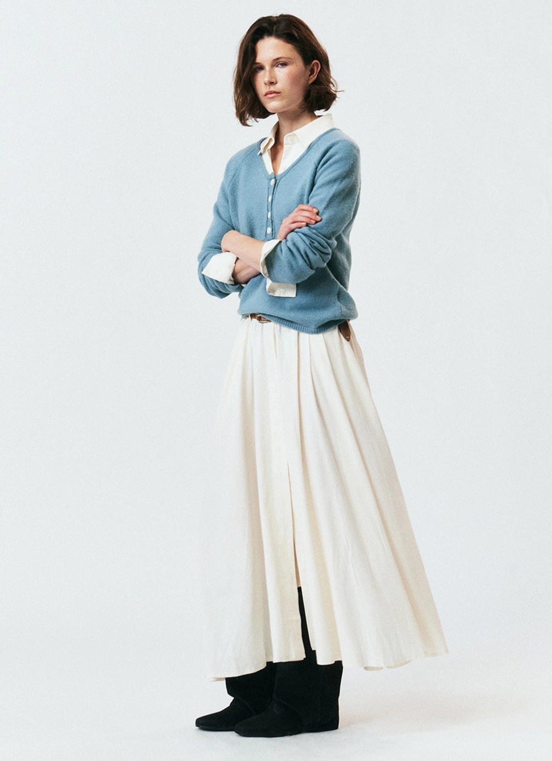 리볼드 [8차 리오더]Button V-Neck NT_(Blue) 상품 이미지 3