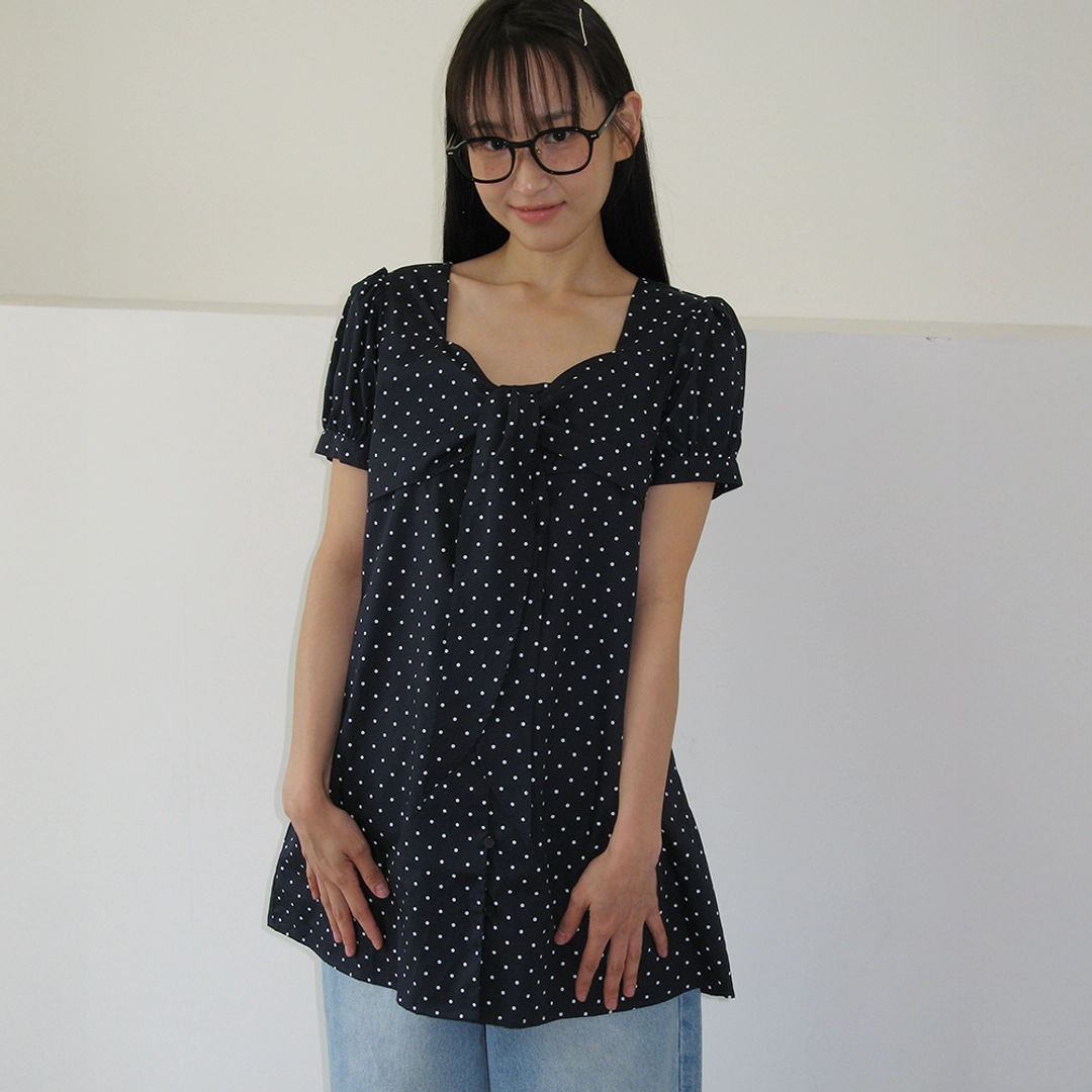 론론 RIBBON BOW HALF SLEEVE DRESS NAVY DOT 상품 이미지 2