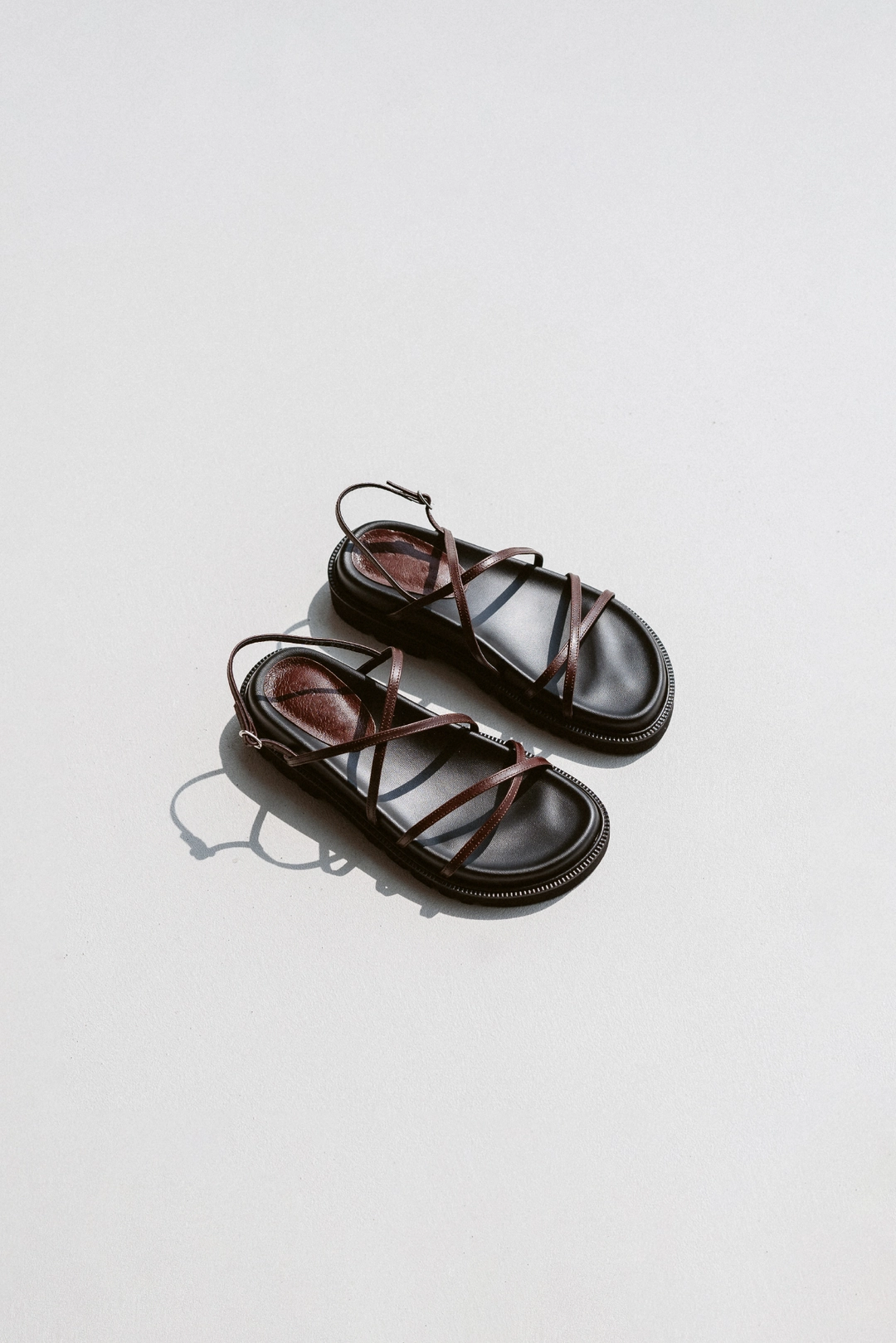 스앨더 28761_Strap Flat Sandals 상품 이미지 2
