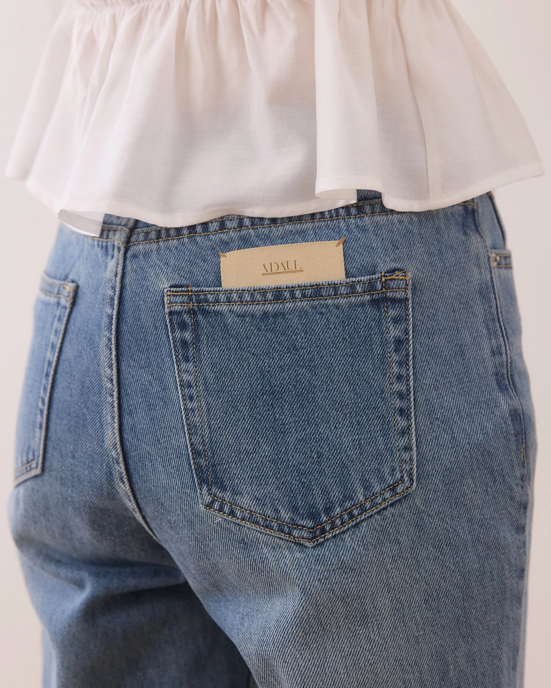 어다울 Silhouette boots cut denim pants - blue 상품 이미지 3