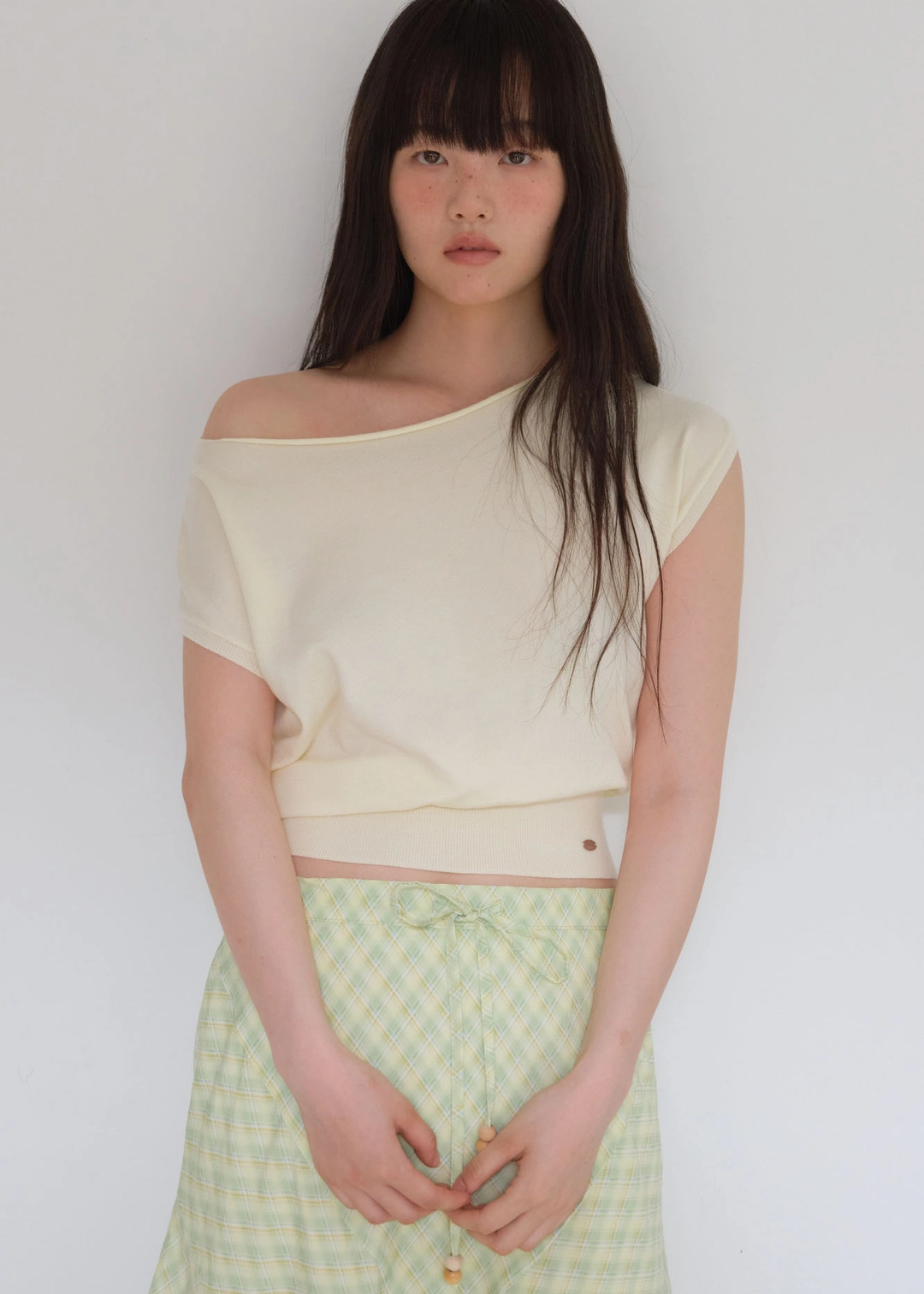 온무드 ARIEL BOAT NECK 2WAY KNIT TOP - CREAM 상품 이미지 2