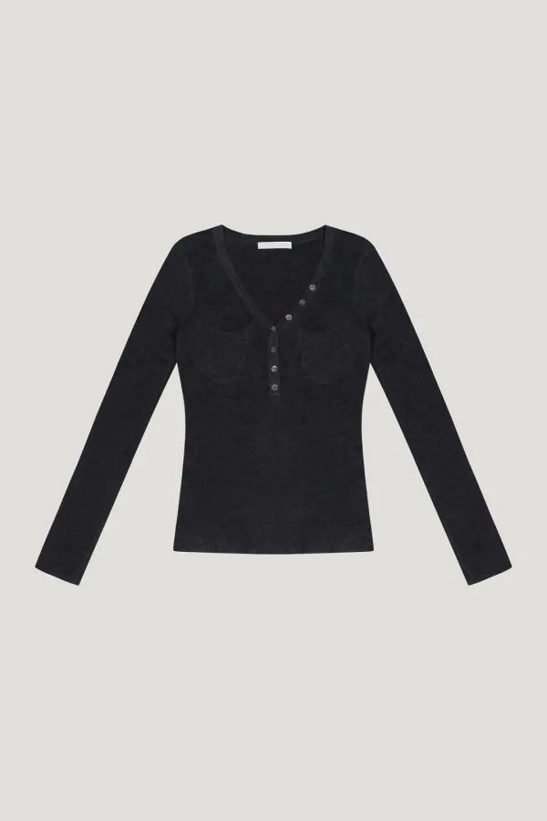 Curve Button Knit (charcoal)