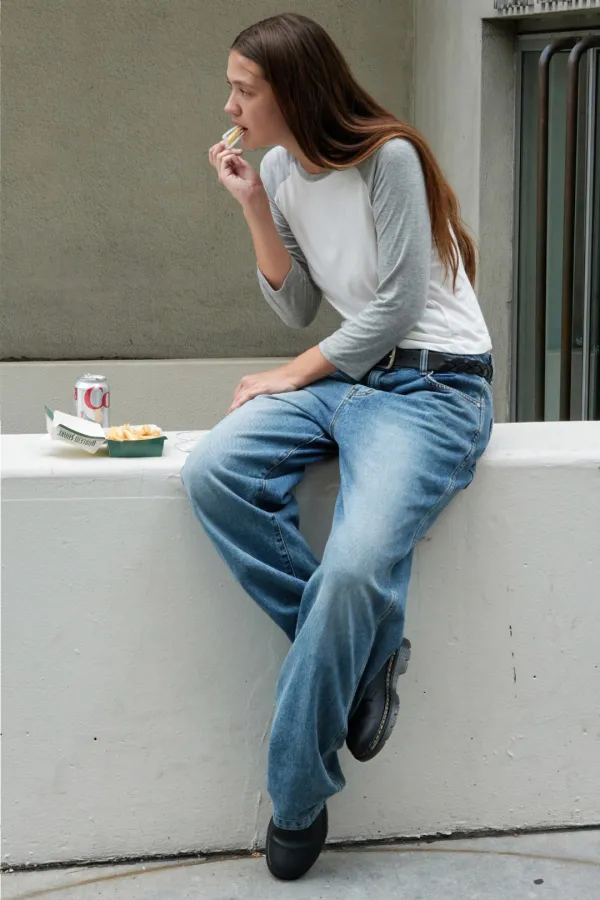 Moti Raglan Top - Ivory(Grey)