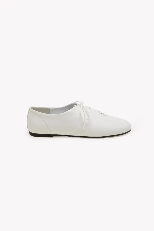 Lucina Classic Derbies (White)