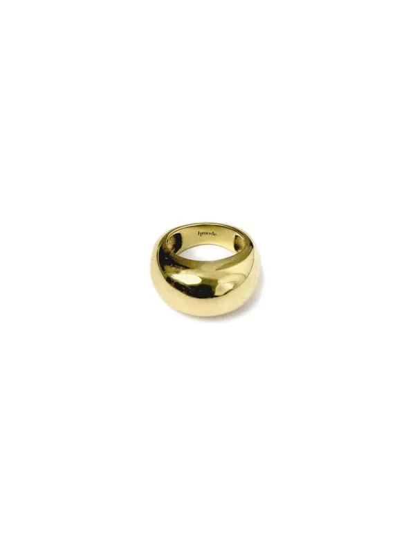 [EXCLUSIVE] Bold ring