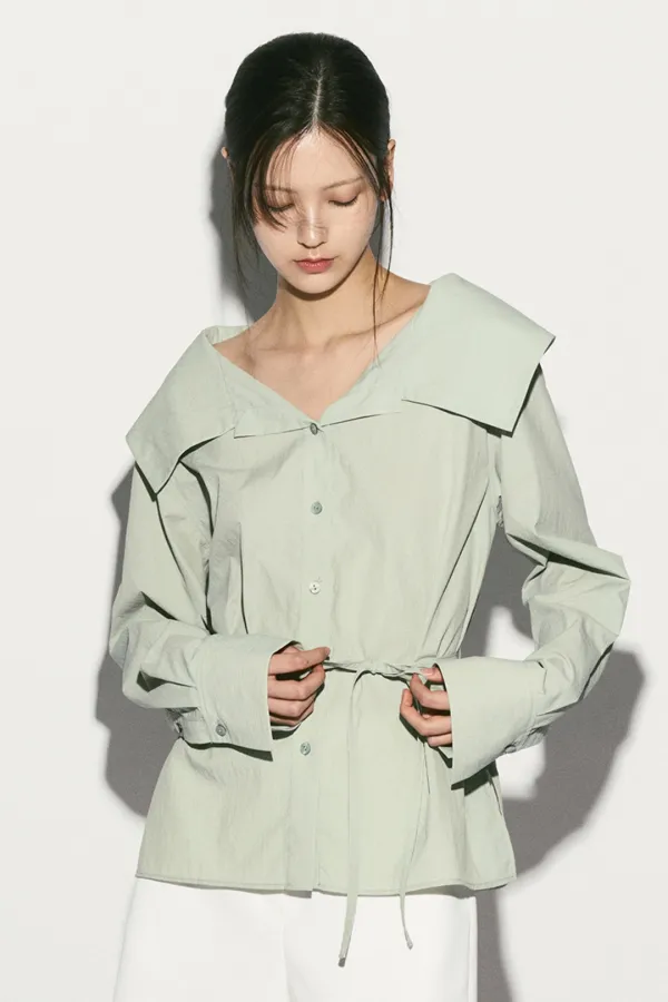 WIDE COLLAR BELTED BLOUSE SEASALT