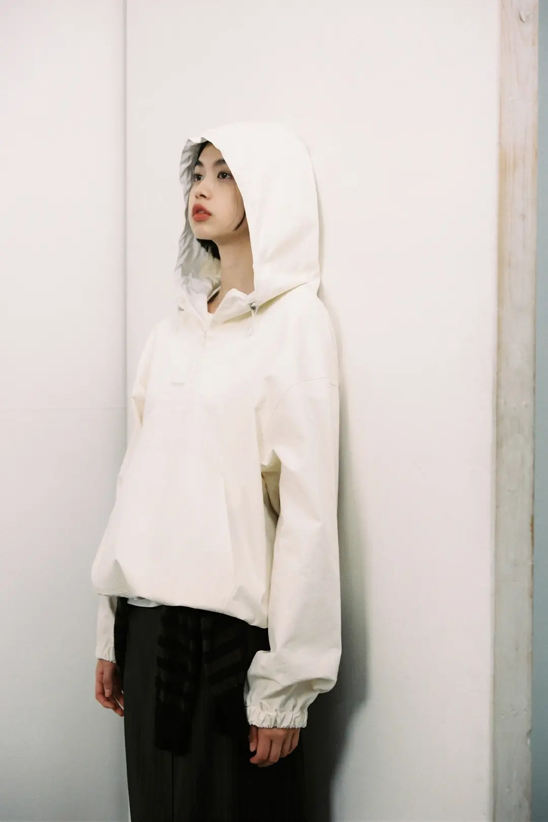 오헤시오 HOODED ANORAK, IVORY 상품 이미지 2
