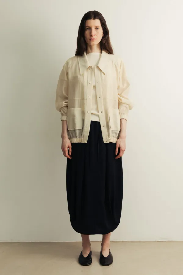 Textured oganza button-up jumper _light beige