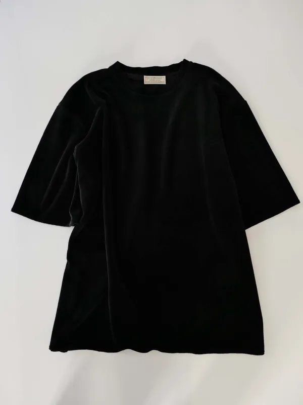 Aube Velvet T-shirt (black)