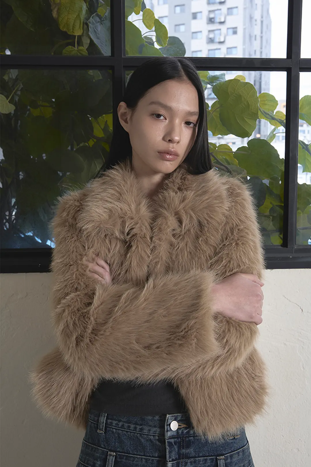 오데스 FAUX FUR JACKET - BEGIE 상품 이미지 1