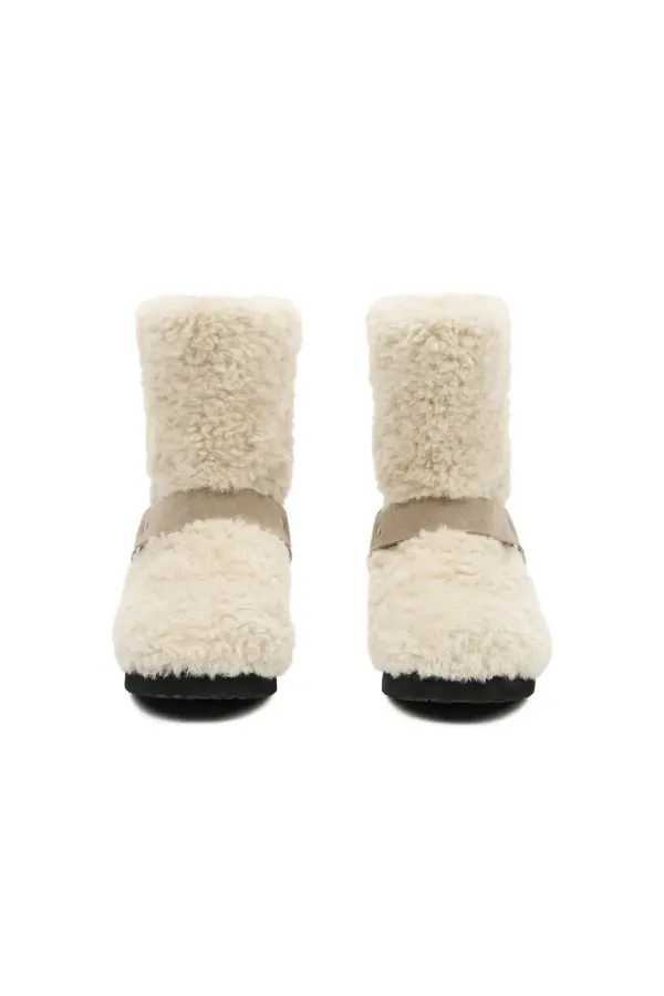 POM POM FUR BOOTS IN BEIGE