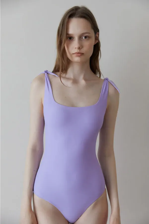 Ribbon swimsuit