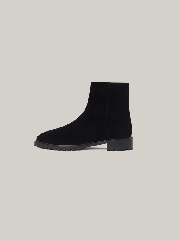 Suede Boots (black)