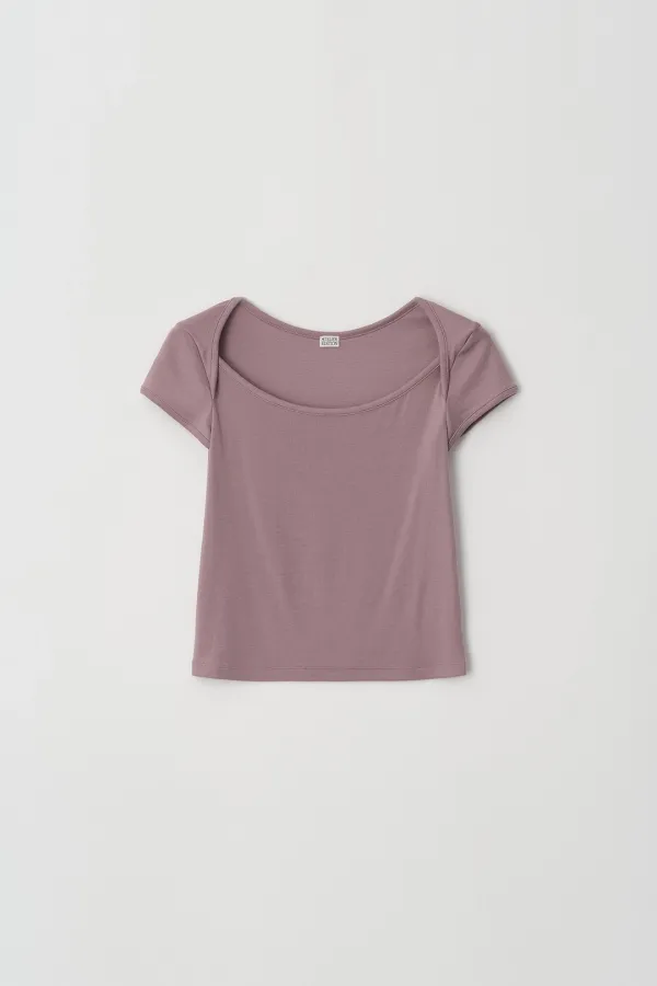 Square Neck T-Shirt (pink)