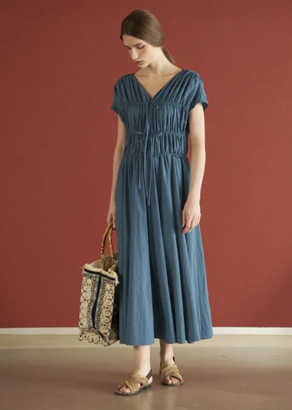 RIBBON SHIRRING STRING DRESS_BLUE