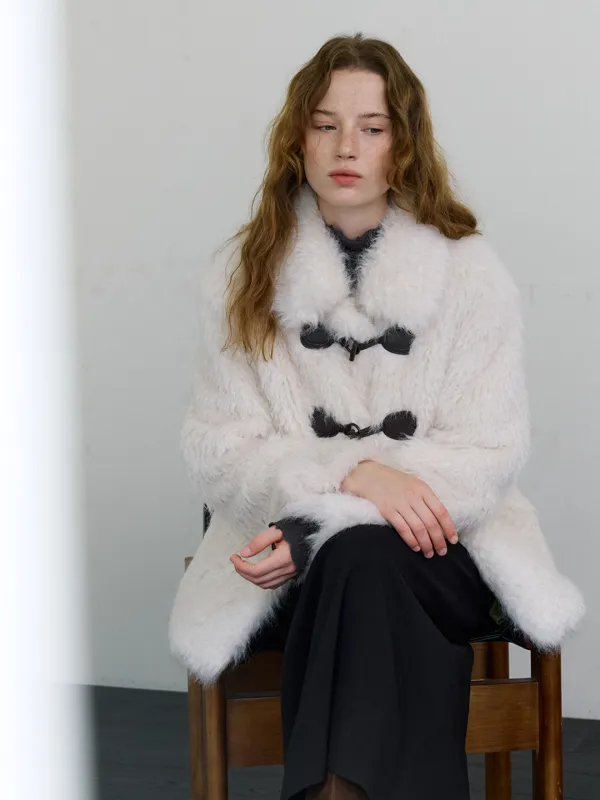 A SHEARING FUR HALF COAT_IVORY