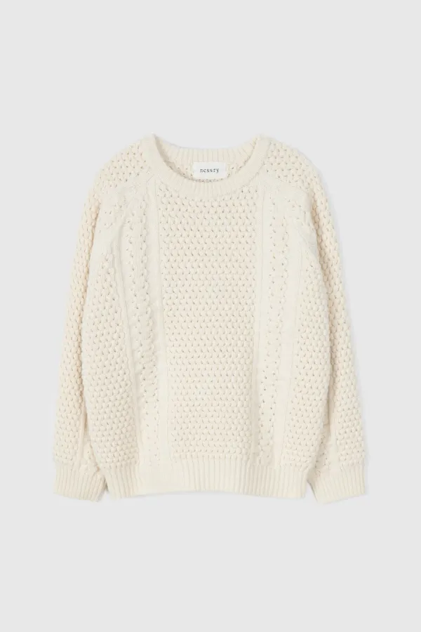 Wool Tuckfield Cable Knit Pullover (Oatmeal)