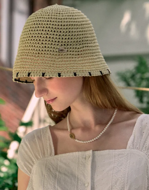 Line Point Bucket Hat - Light Beige