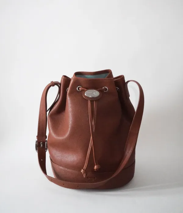 Clé de bucket bag _Camel