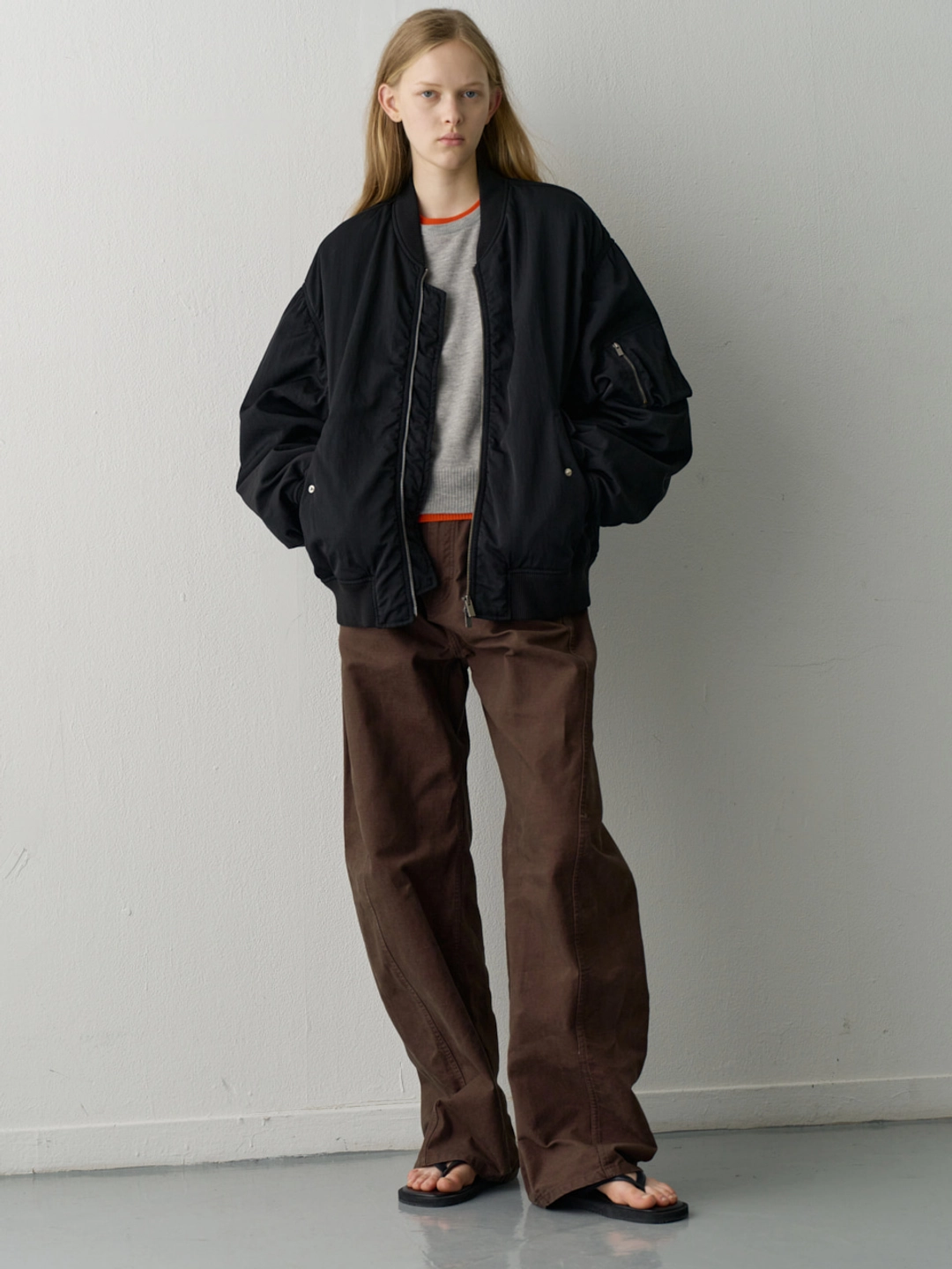 파사드패턴 오버핏 봄버 재킷_black 상품 이미지 1
