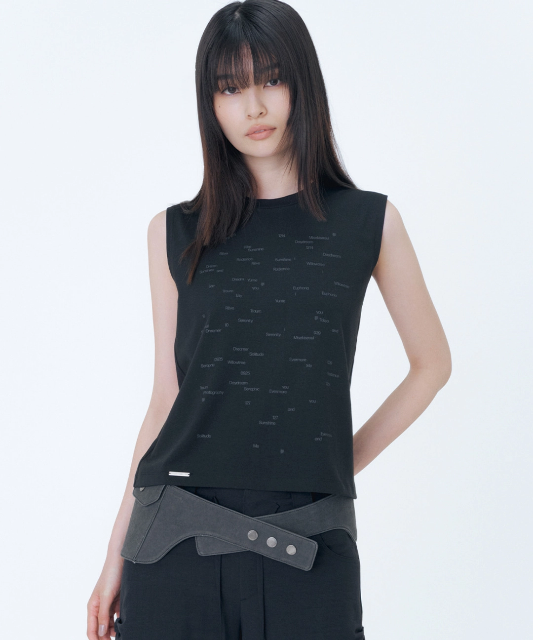 미세키서울 Typographic semi crop sleeveless BLACK 상품 이미지 2