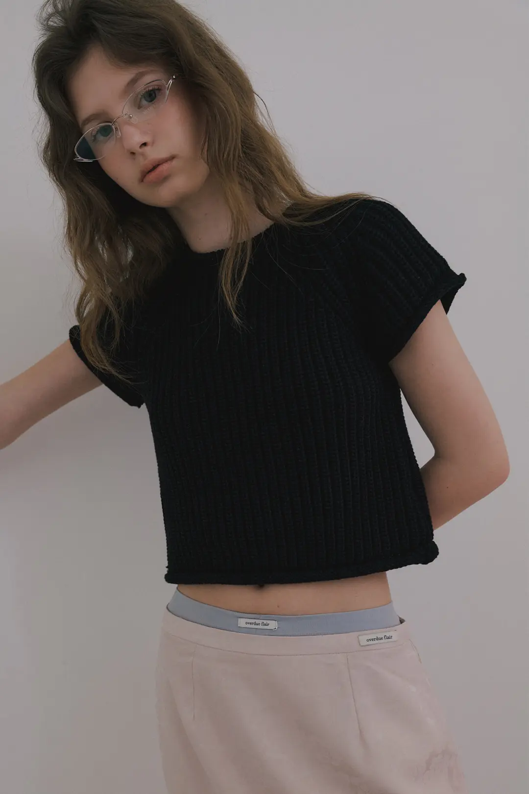 오버듀플레어 ROLLING CAP SLEEVE KNIT_BLACK 상품 이미지 2