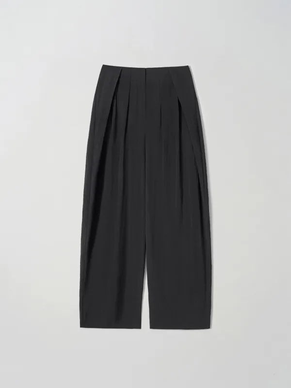 [1st] airy tuck pants (charcoal)