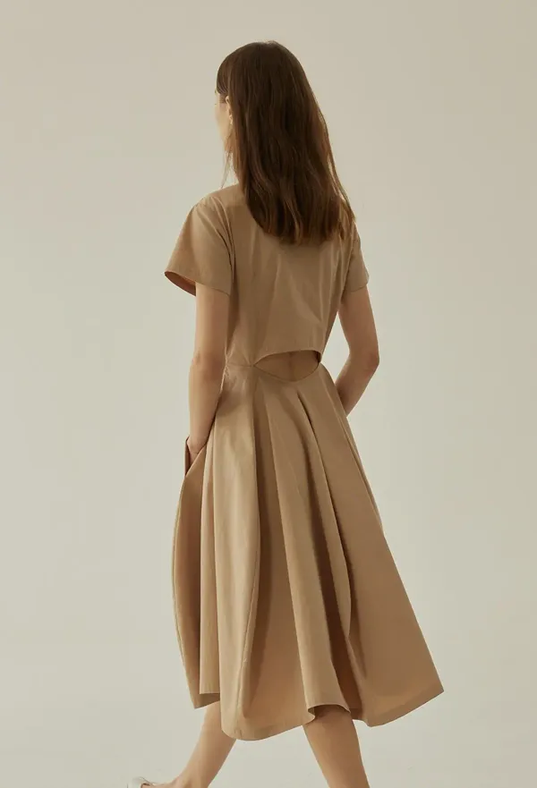 CUT OUT BACK FLARE ONE PIECE (1/2 SLEEVE)