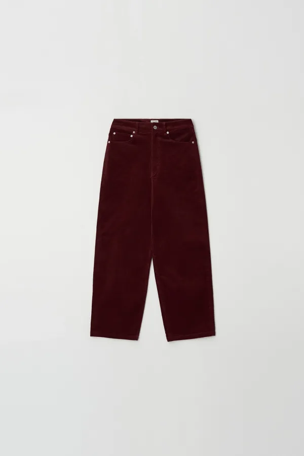 Corduroy Cinch-Back Pants (red)