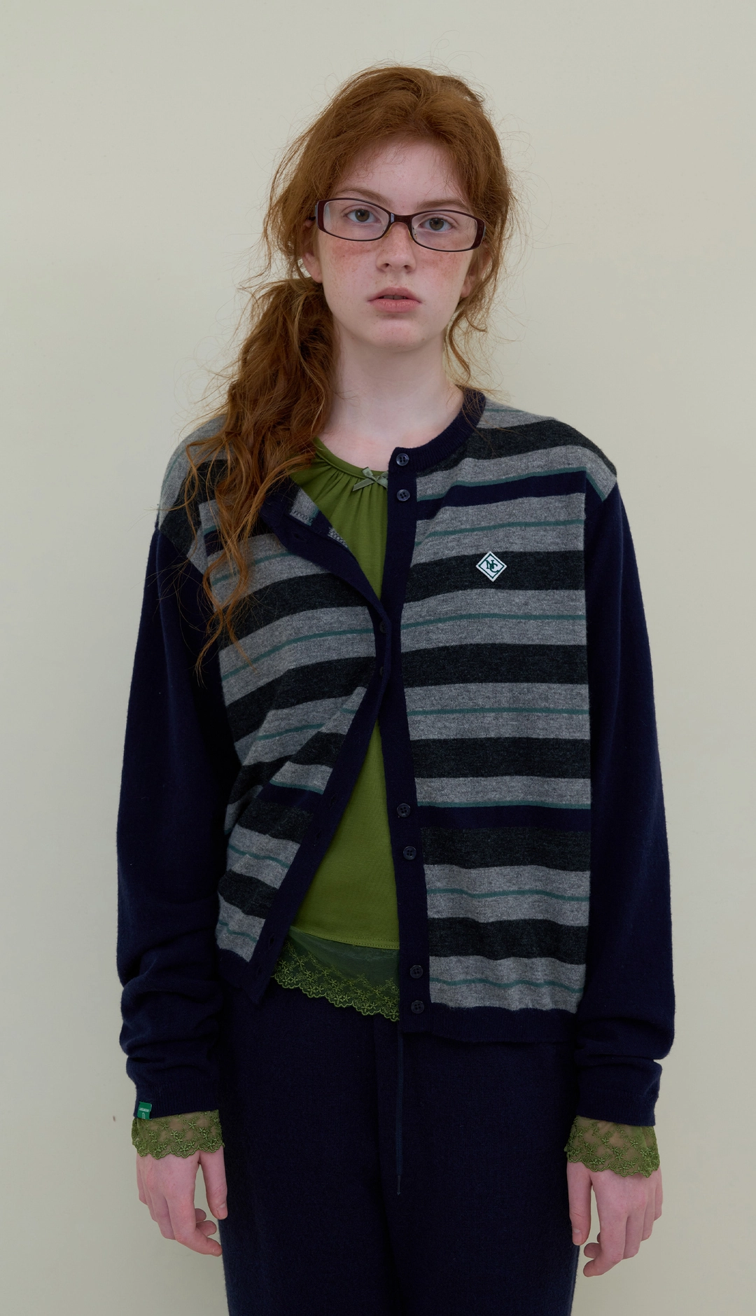 노컨텐츠 235. Cashmere Wool Stripe Cardigan _ Navy 상품 이미지 2