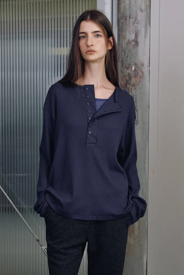 henly neck tee - navy