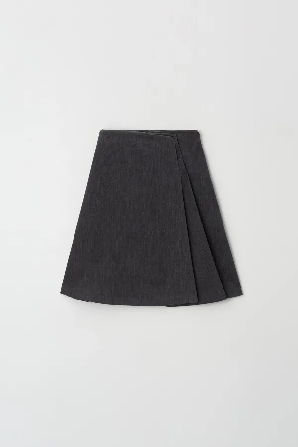 Pleated A-Line Skirt (gray)