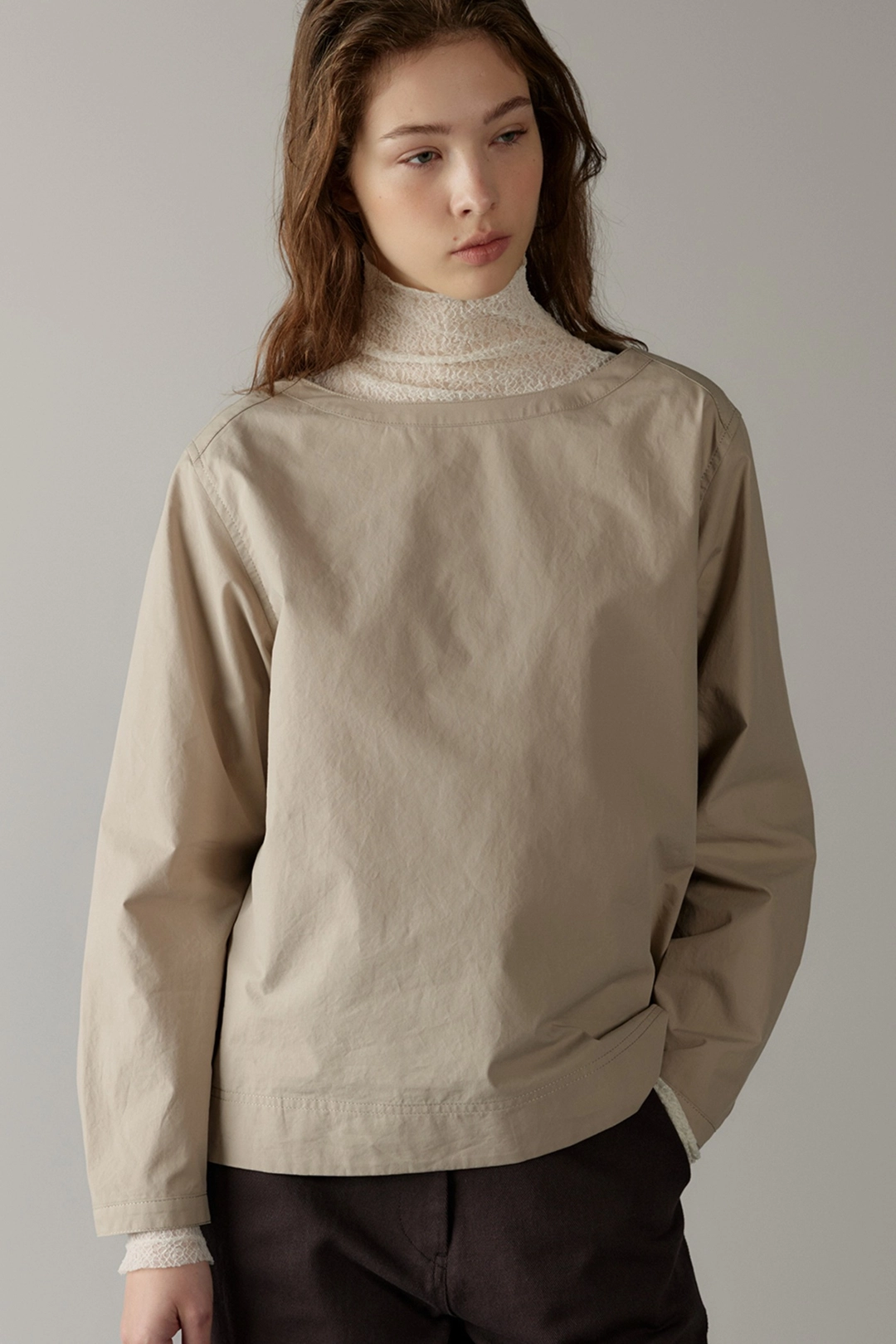 블랭크공삼 cotton boat-neck shirt (beige) 상품 이미지 2