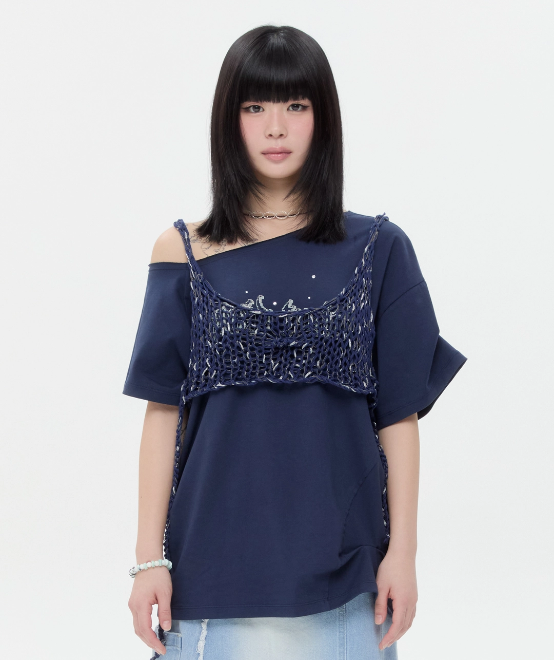 타입서비스 Beaded Strap Knit Top [Navy] 상품 이미지 1