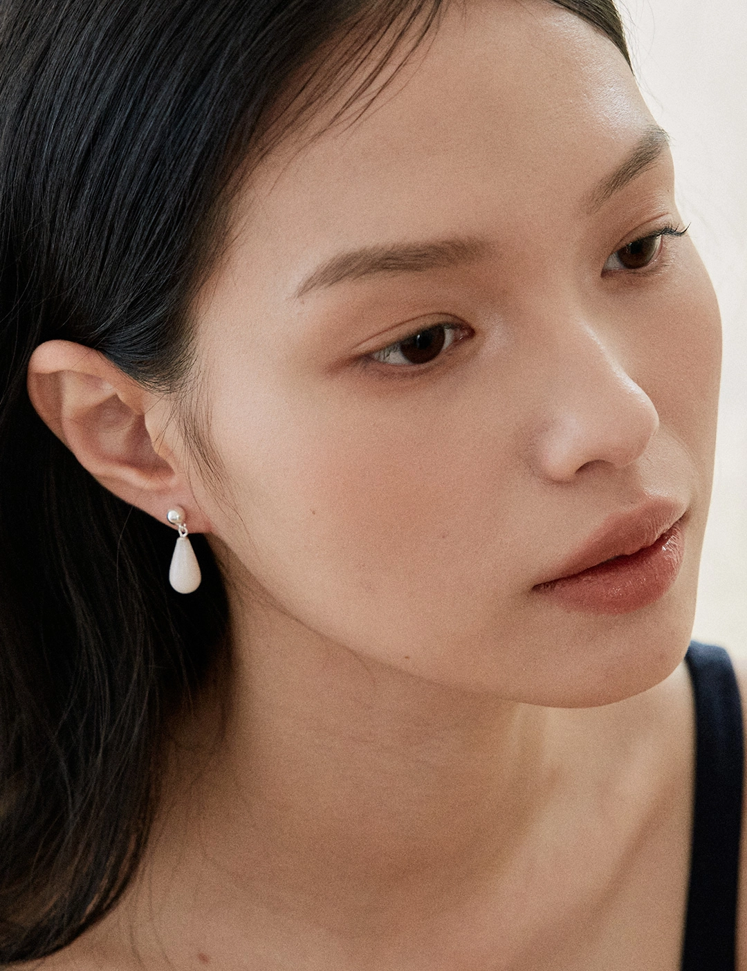 에뜨리브 White Jade Earrings 상품 이미지 2