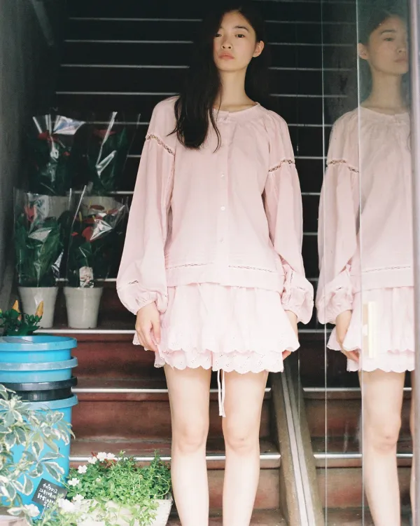 flétta Lace Linen Blouse_2 Colors